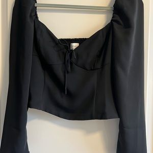 Aritzia Wilfred Black Crop Blouse